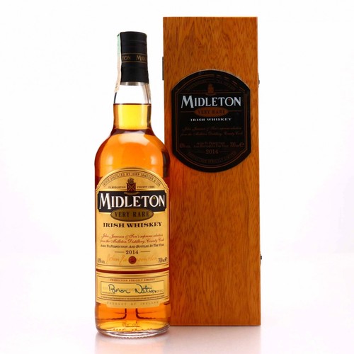 1 - A BOTTLE OF JAMESON'S MIDLETON VERY RARE THE PINNACLE OF IRISH WHISKEY 2014 RELEASE