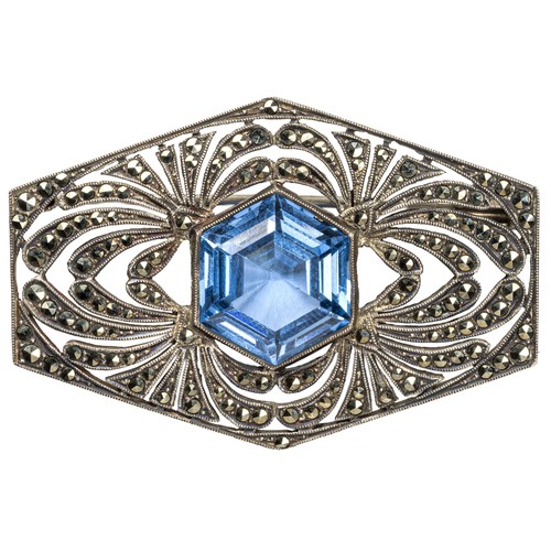 763 - A TOPAZ AND MARCASITE BROOCH