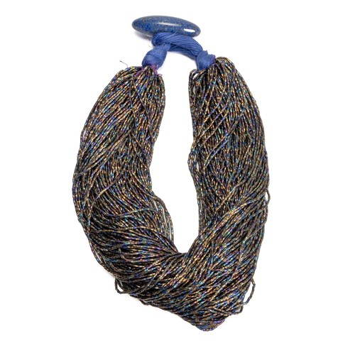 A JAPANESE 19TH CENTURY GLASS BEAD NECKLACE WITH LAPIS LAZULI FASTENER