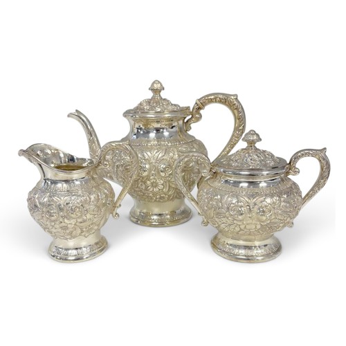 1122 - AN AMERICAN SILVER THREE-PIECE TEA SERVICE, S KIRK AND SONS