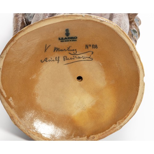 120 - A LLADRO ‘MADONNA WITH CHILD’ PORCELAIN GROUPING