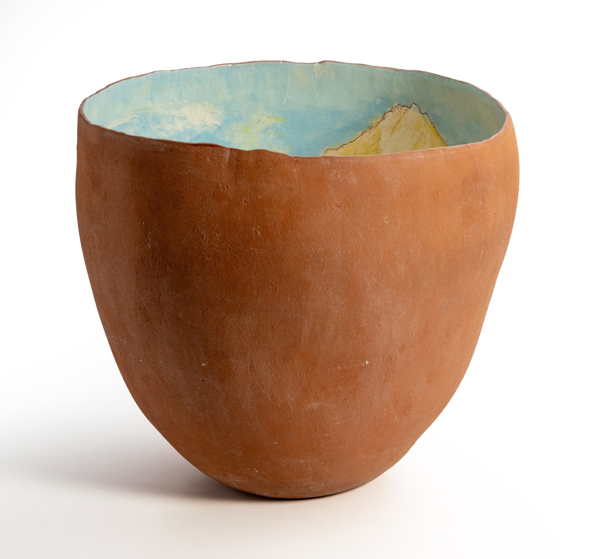 A LARGE WENDY COLEMAN TERRACOTTA POT, 2017