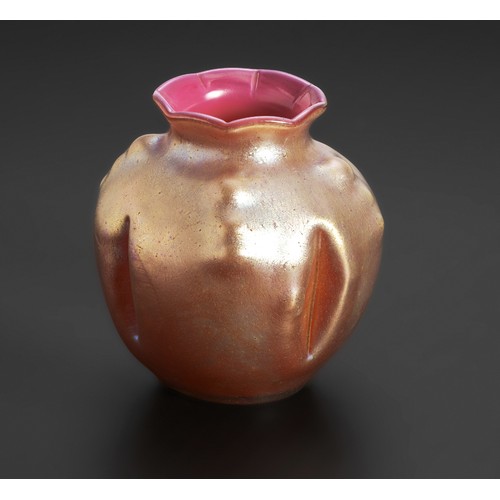 Lot 271       