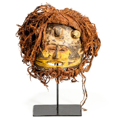 389 - AN MPUMPU MASK, ZAMBIA