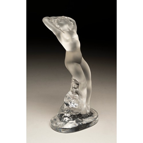 470 - A LALIQUE CRYSTAL 'DANSEUSES BRAS LEVES' FIGURINE