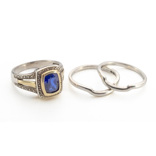 328 - A SILVER AND SAPPHIRE RING