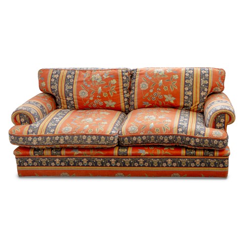 1272 - AN UPHOLSTERED SETTEE, MODERN