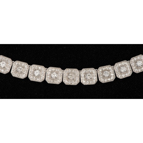  A NATURAL DIAMOND TENNIS NECKLACE, 7.88 CARATS