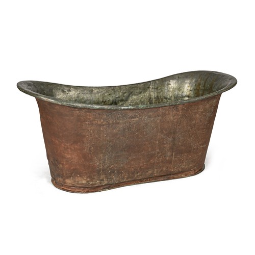 AN ANTIQUE COPPER BATH