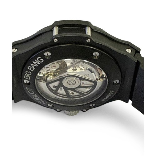 7 - A CERAMIC AND CARBON FIBRE WRISTWATCH, HUBLOT BIG BANG BLACK MAGIC