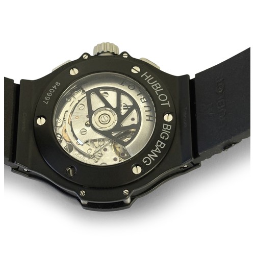 7 - A CERAMIC AND CARBON FIBRE WRISTWATCH, HUBLOT BIG BANG BLACK MAGIC