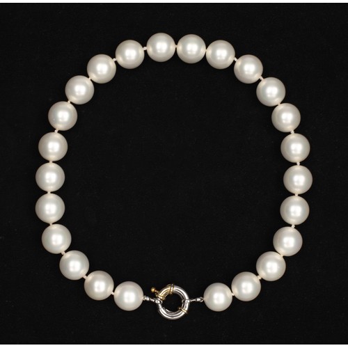 34 - A STRAND OF JAPANESE FRESHWATER CULTURED PEARLS