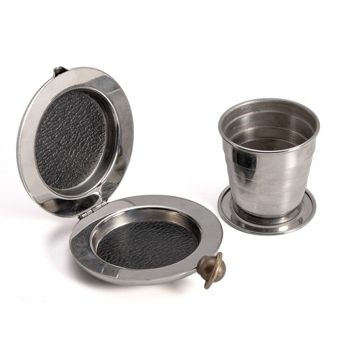 34 - A LAPHROAIG POCKET CUP