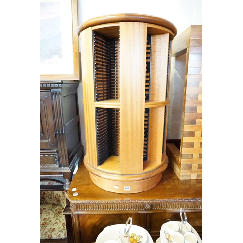 187 - A revolving CD stand