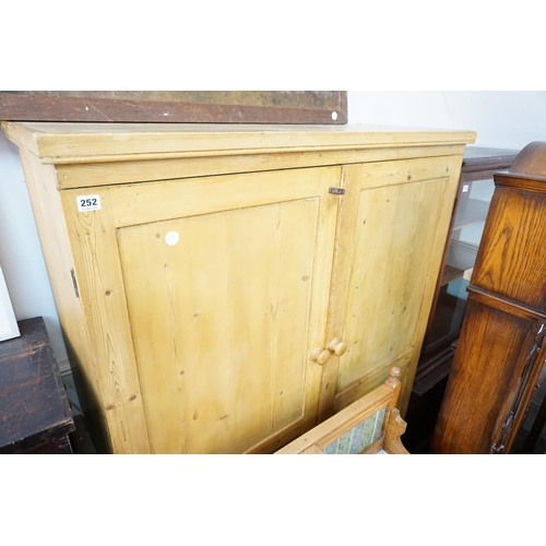 Lot 252       