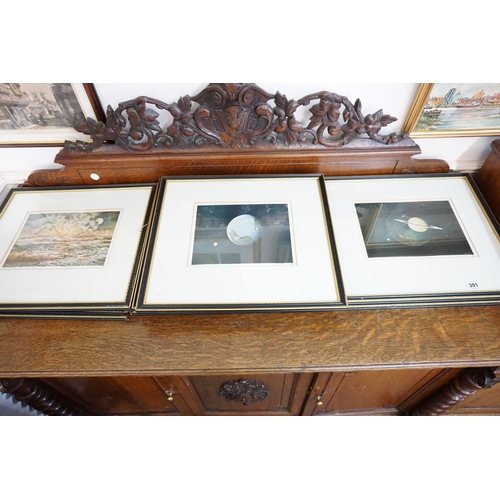 351 - A selection of signed prints depicting the planets other scenes - Gordon Gunn