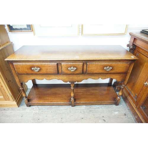 358 - An oak sideboard