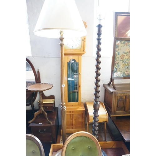 46 - 2 standard lamps