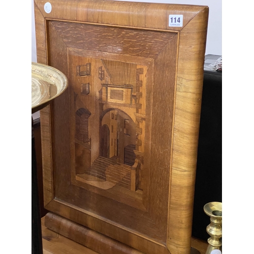 114 - A marquetry wooden fire screen