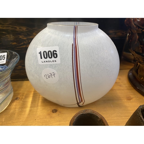 Lot 1006      