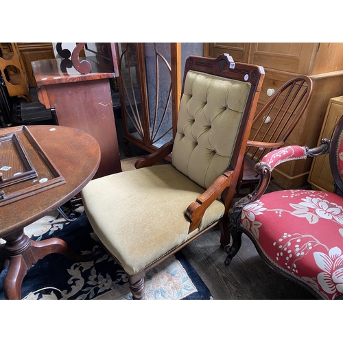 157 - An Edwardian mahogany and button backed upholstered parlour chair