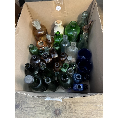 784 - A box of assorted poison and other bottles - beer etc