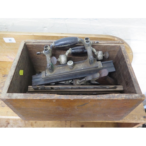 207 - A Stanley Universal Combination plane, No. 55, with four cutter boxes containing 46 blades, and orig... 