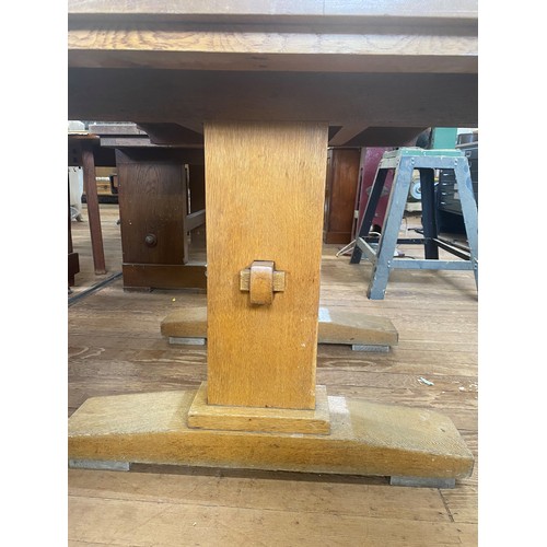 32 - A Heavy Late Victorian Oak Centre Table. Circa 1890.
 76cm x 104cm x 90cm