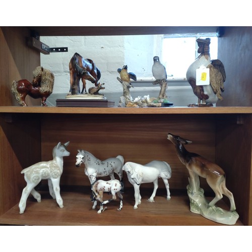 399 - Ceramic model birds, deer and horses (10)