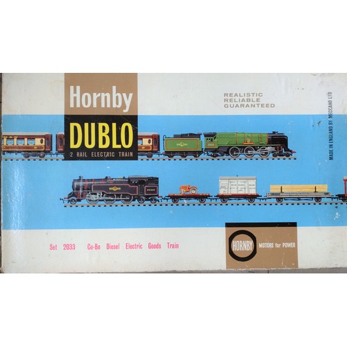 59 - No 27.  Hornby-Dublo 2-rail 2033 Co-Bo Diesel Goods Set in box with instructions sheet.