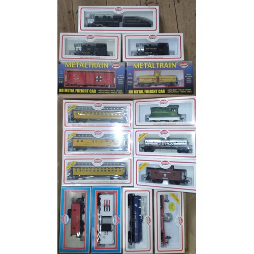 435 - HO gauge Model Power Pennsylvania Locomotive and Tender 6635, three Shunters, three coach set, and e... 