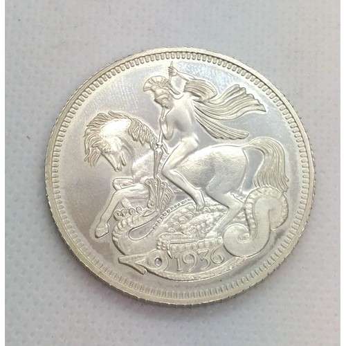 519 - A Edward VIII crown 1936. 23.8gms.