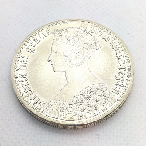 521 - A Queen Victoria crown, dated 1847. 28.5gms.