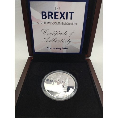 466 - A Brexit silver 1oz commemorative coin in 999 fine silver with packaging.