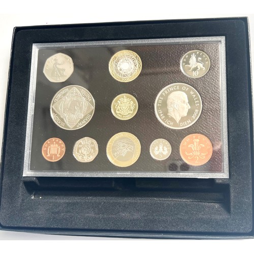 480 - A 2008 commemorative proof coin set £2-5p, fitted box.