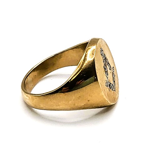 271 - A yellow metal and diamond masonic ring, the compass design inset with small old-cut diamonds, shank... 