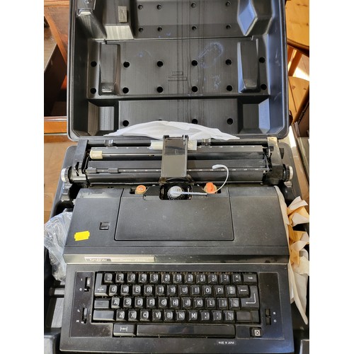 109 - A Brother Super 7900 electric ball  typewriter