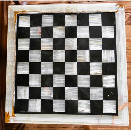 7 - Onyx chess table