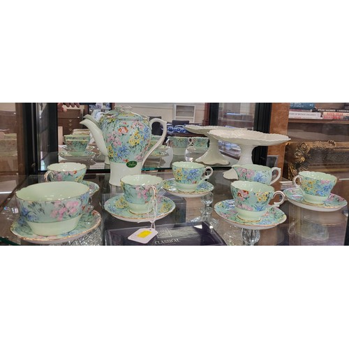 168 - Shelley Melody set and white cake stand (13)