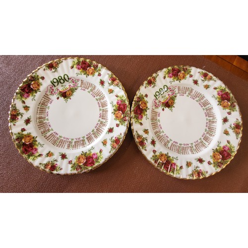 178 - A Colclough porcelain dinner tea and coffee service (lacks pots) (121), and a pair of old Country Ro... 