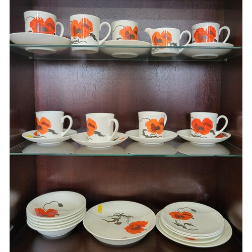 192 - A Wedgwood Cornpoppy part coffee set (lacks coffee pot) (27)