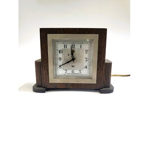 72 - An Art Deco mantle clock