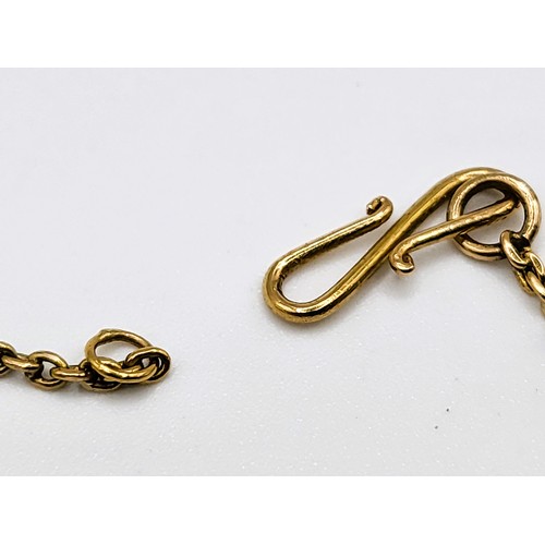 404 - A 9ct yellow gold trace link chain 41cm 3.5gms