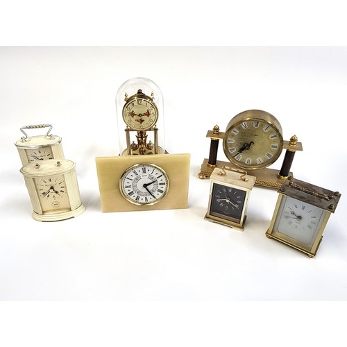 42 - A collection of seven mantle clocks ranging form 12cm x 8cm to 25cm x 15cm. (7)