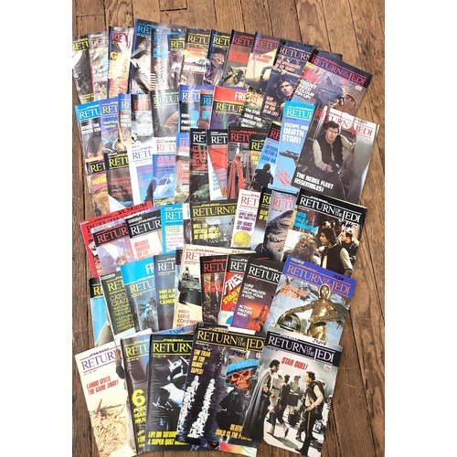 141 - A collection of Dr Who and Star Wars memorabilia including Dr Who magazines, cassettes, jigsaw puzzl... 