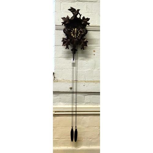 22 - A Black Forest cuckoo clock. 30cm x 40cm