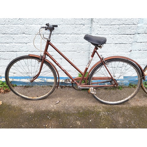 134 - A Raleigh Transit ladies bicycle, three speed circa 1970's, and a Sun Worksop bicycle circa 1960's, ... 