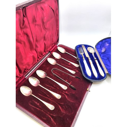 260 - An incomplete boxed set six silver tea spoons and sugar tongs Barker Brothers (Herbert Edward Barker... 