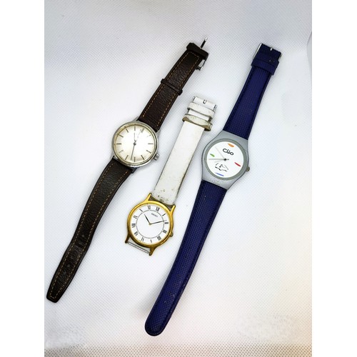 370 - Three gentleman's watches including a vintage Rotary, a Seiko, and a Clio Car watch (3)