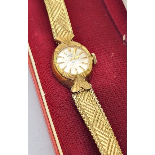 371 - Three ladies antique/vintage watches, one 9ct gold Sekonda, one Rotary rolled gold and a gold plated... 